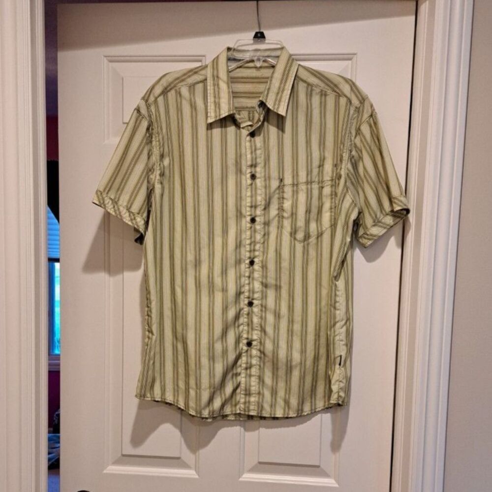 Kuhl Eluxur Men's Short Sleeve Button Down Shirt Striped Tan Green Hiking Top L
